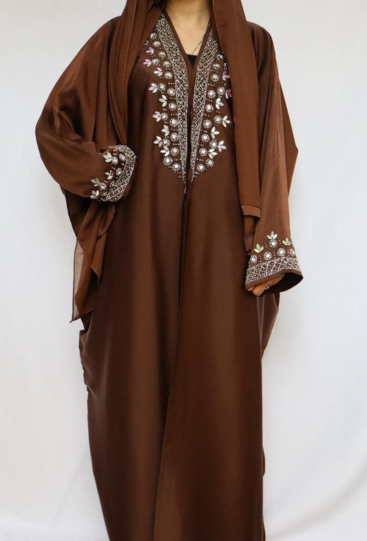 Aliyah abaya