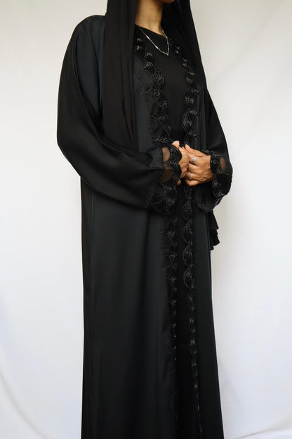 Scallop abaya
